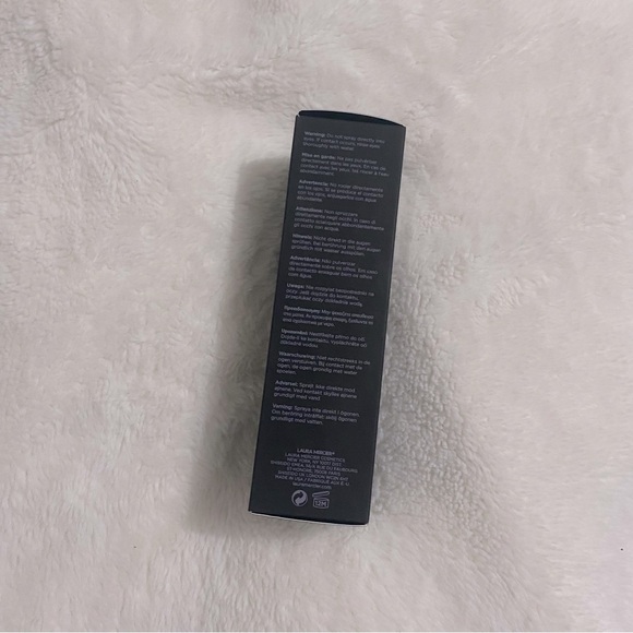 Laura Mercier Translucent Pure Setting Spray 16 HR - Picture 7 of 7